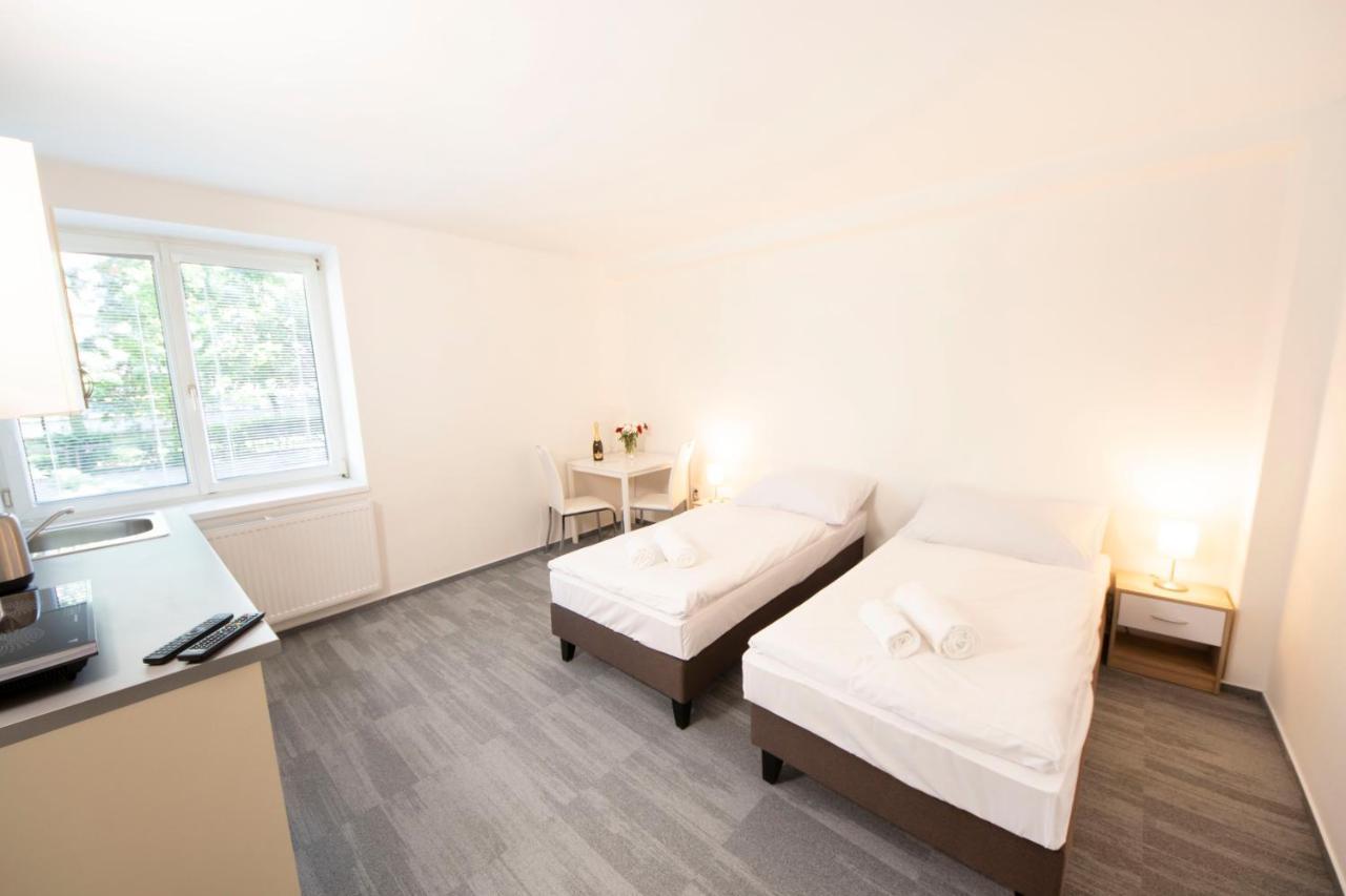 Hotel Blue Apartment 브라티슬라바 외부 사진