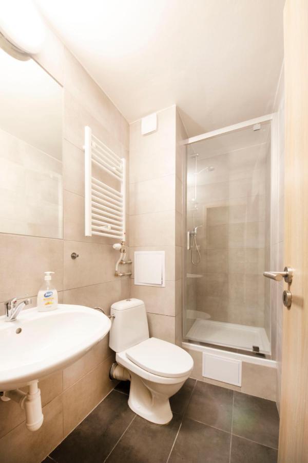 Hotel Blue Apartment 브라티슬라바 외부 사진